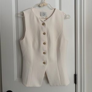 Aritzia Wilfred Light Birch Button-Up Regal Vest